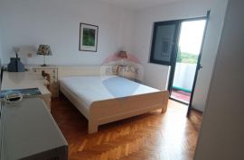 Rovinj, stan idealan za mlađu obitelj, Rovinj, Appartment