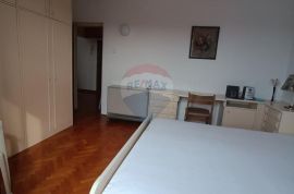 Rovinj, stan idealan za mlađu obitelj, Rovinj, Appartment