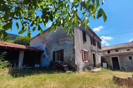 Istra, Ćićarija, samostojeća kuća sa pogledom na prirodu, Lanišće, House