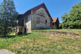 Gorski Kotar-Lukovdol/kuća sa velikom okućnicom, Vrbovsko, Ev