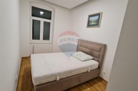 Rijeka, Centar, adaptirana 2 stana površine 113m2, Rijeka, Apartamento