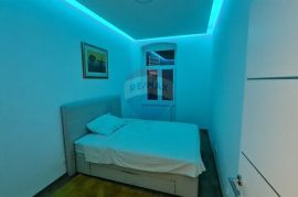 Rijeka, Centar, adaptirana 2 stana površine 113m2, Rijeka, Wohnung