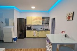 Rijeka, Centar, adaptirana 2 stana površine 113m2, Rijeka, Daire