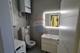 Rijeka, Centar, adaptirana 2 stana površine 113m2, Rijeka, شقة