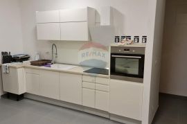 Rijeka, Centar, adaptirana 2 stana površine 113m2, Rijeka, Appartment