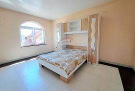 SESVETE, luksuzna samostojeća kuća novije gradnje (4SB+DB), Sesvete, House