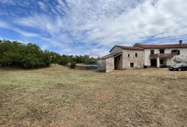 Sveti Petar u Šumi - okolica, 3 kuće u nizu sa 2400m2 okućnice, Sveti Petar U Šumi, Σπίτι