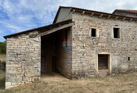 Sveti Petar u Šumi - okolica, 3 kuće u nizu sa 2400m2 okućnice, Sveti Petar U Šumi, House