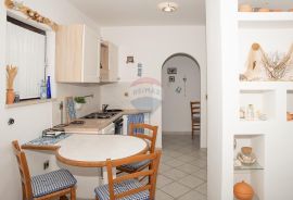 Otok Rab, Gonar, kuća 4 apartmana, 2 bazena, pogled, Rab, Casa