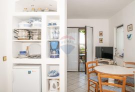 Otok Rab, Gonar, kuća 4 apartmana, 2 bazena, pogled, Rab, Ev