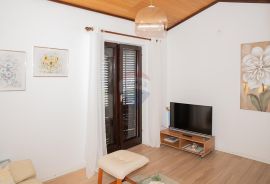 Otok Rab, Gonar, kuća 4 apartmana, 2 bazena, pogled, Rab, Σπίτι