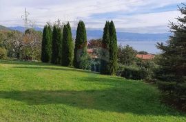 OPATIJA,OPRIĆ- stan 2S+DB sa vrtom, parkingom, terasom, pogledom na more, Opatija - Okolica, Διαμέρισμα