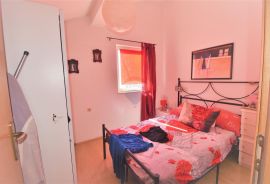 N.Vinodolski, Stan 126m2, 3SB+DB, 250 m od mora, pogled!, Novi Vinodolski, Appartement