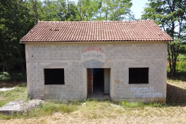 Istra, Višnjan - Samostojeća kuća sa 4900 m2 okućnice, Višnjan, Haus