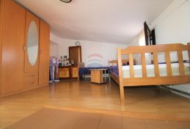 Rovinj,stari grad ,dvoetažni stan 45m2 na odličnoj lokaciji, Rovinj, Kвартира