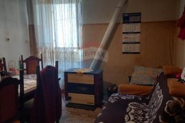 Istra, Vodnjan, stan za renoviranje u zgradi,stara jezgra, Vodnjan, Appartement