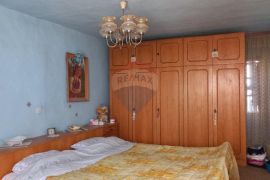 Istra, Vodnjan, stan za renoviranje u zgradi,stara jezgra, Vodnjan, Appartement