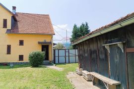 Ogulin, kuća 310 m2, centar, Ogulin, Famiglia