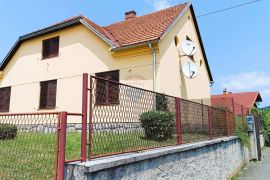 Ogulin, kuća 310 m2, centar, Ogulin, Ev