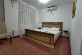 Velika Gorica, hotel 1.300 m2, 25 soba, wellness, Velika Gorica, Poslovni prostor