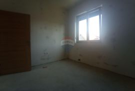 Ogulin, kuća novogradnja 110 m2  sa okućnicom, Ogulin, House