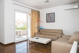 Otok Rab, Barbat, 2 SB + DB s 2 terase, Rab, Appartement