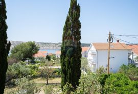 Otok Rab, Barbat,  obiteljska kuća 350m2, Rab, House