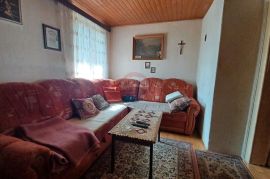 Skrad- kuća sa manjom okućnicom 70 m2, Skrad, House