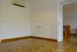 Rijeka - centar, 135m2, Rijeka, Appartment