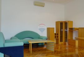 Rijeka - centar, 135m2, Rijeka, Appartment