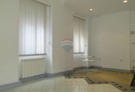 Rijeka - centar, 135m2, Rijeka, Appartment