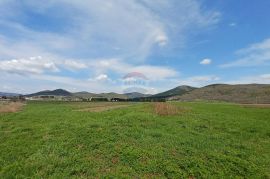 Mrkopalj - poljoprivredni teren, oranica 1767 m2, Mrkopalj, Terrain