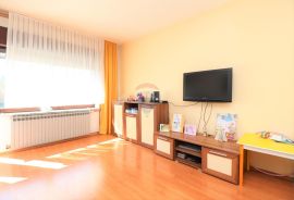 Zagreb, Gornji Bukovac, stan na drugom katu + garaža, 91m2, Maksimir, Flat