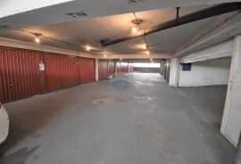 ZAGREB- ULICA GRADA VUKOVARA, skladišno/poslovni prostor 872 m2, 2 100 EUR, Trnje, Propriedade comercial