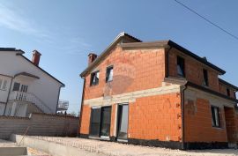 Poreč, okolica, novogradnja od 232 m2 sa bazenom, Poreč, Maison