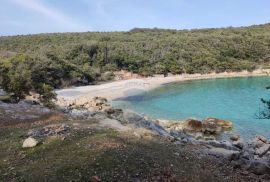 OTOK CRES - NEGRAĐEVINSKO ZEMLJIŠTE UZ MORE, Cres, Terreno