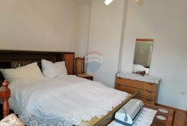 Opatija,Pobri,trosoban konforni stan s garažom,terasom i pogledom, Opatija - Okolica, Apartamento