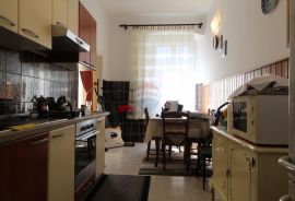 Rijeka, Korzo, 2S+DB stan površine 98m2, Rijeka, Appartement