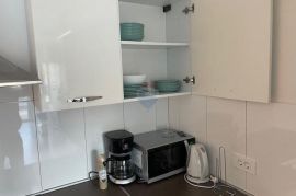 Otok Krk,Čižići, 2S+DB, 70 m2, bazen, na samom moru !!!, Dobrinj, Appartment