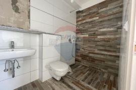 Otok Krk,Čižići, 2S+DB, 70 m2, bazen, na samom moru !!!, Dobrinj, Appartment