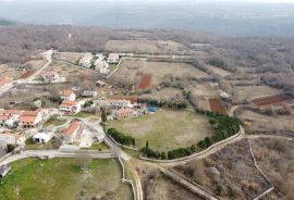 ISTRA, KANFANAR - Kompleks od 2 kuće i 6052 m2 građevinskog zemljišta s pogledom na more, Kanfanar, Maison