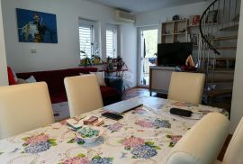 Opatija - Mošćenička Draga, Stan 91 m2,dvoetažni s pogledom na more, Opatija, Flat