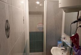 Istra, okolica Pule, Vodnjan, dvoetažni stan sa dvorištem, Vodnjan, Appartment