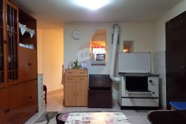 Istra, okolica Pule, Vodnjan, dvoetažni stan sa dvorištem, Vodnjan, Appartment