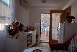 Istra, okolica Pule, Vodnjan, dvoetažni stan sa dvorištem, Vodnjan, Appartement