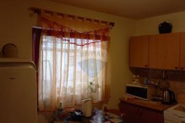 Istra, okolica Pule, Vodnjan, dvoetažni stan sa dvorištem, Vodnjan, Appartment