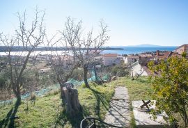 Otok Rab, autohtona kuća Banjol 120m2, divan pogled, Rab, Haus