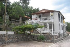 Sv. Juraj, Senj, kuća sa 4 apartmana, 1. red do mora, Senj, Maison