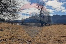 Lič - građevinski teren 1910 m2, Fužine, Terra