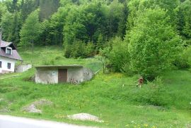 Čabar, Prezid - građevinski teren sa započetom gradnjom 996 m2, Čabar, Terreno